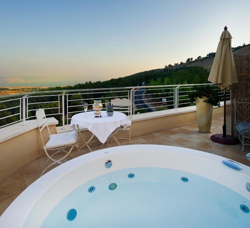 Jasmine Mansion Hotel Rosh Pinna Room photo